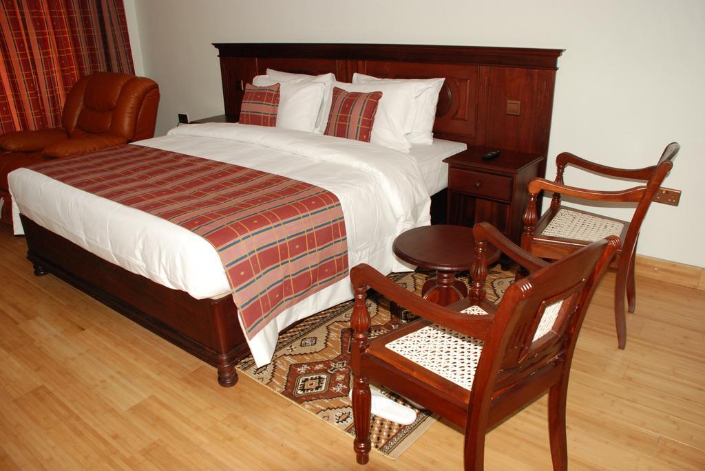 Eagle Palace Hotel Nakuru Esterno foto