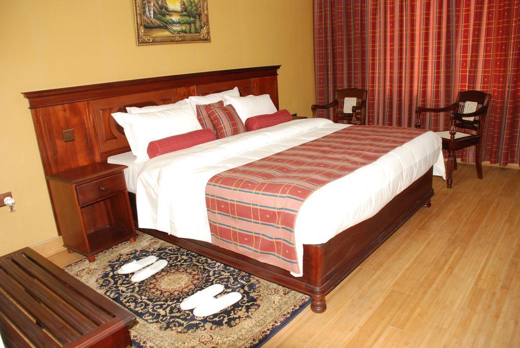 Eagle Palace Hotel Nakuru Esterno foto