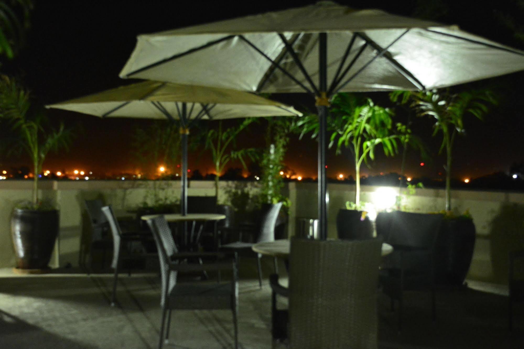 Eagle Palace Hotel Nakuru Esterno foto