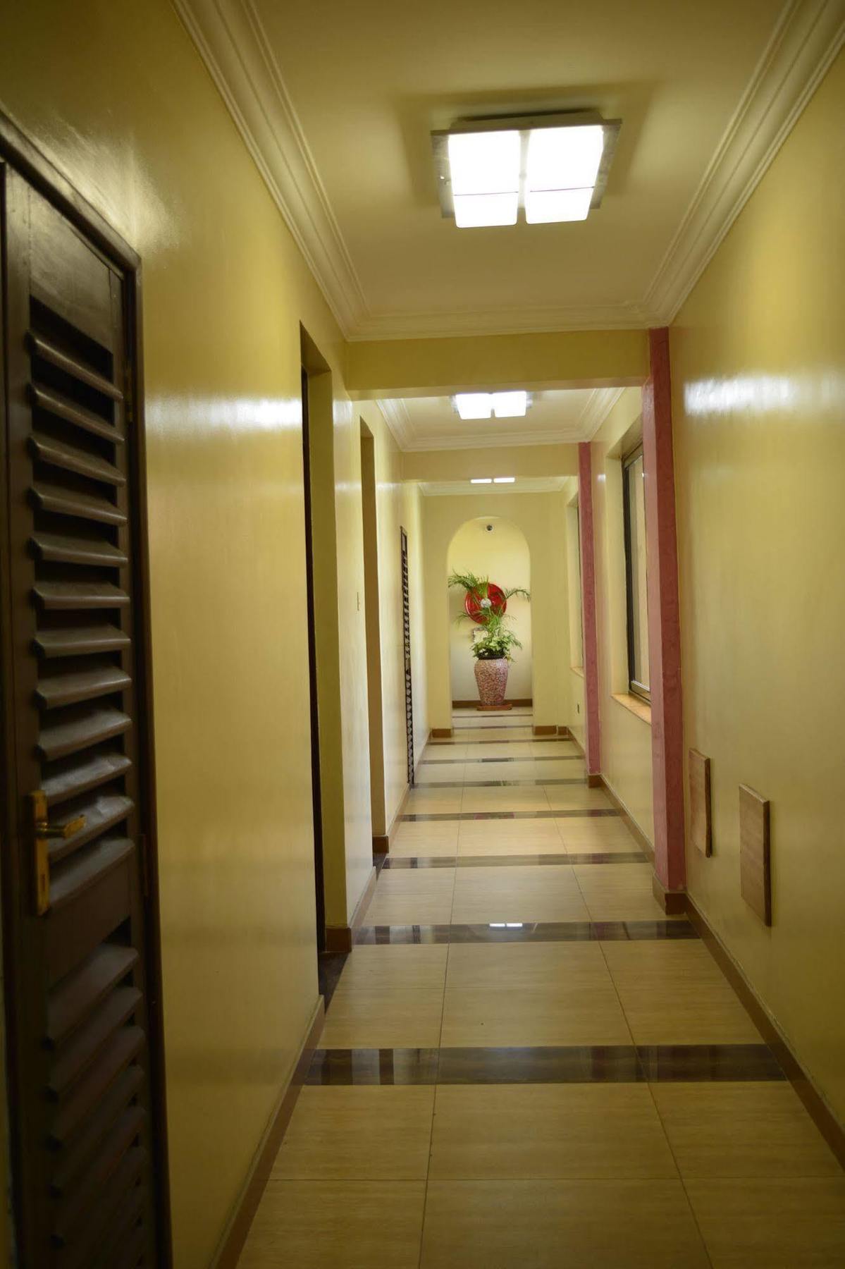 Eagle Palace Hotel Nakuru Esterno foto